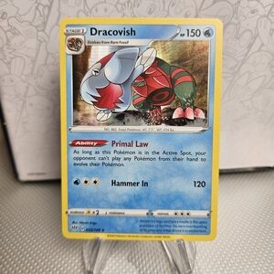 Dracovish 053/189 Pokemon TCG Holo Rare